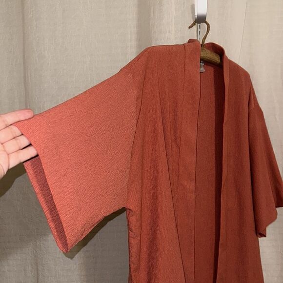 Chico’s 2 (12-14) Travelers Team Burnt Coral Textured Kimono - Picture 5 of 9